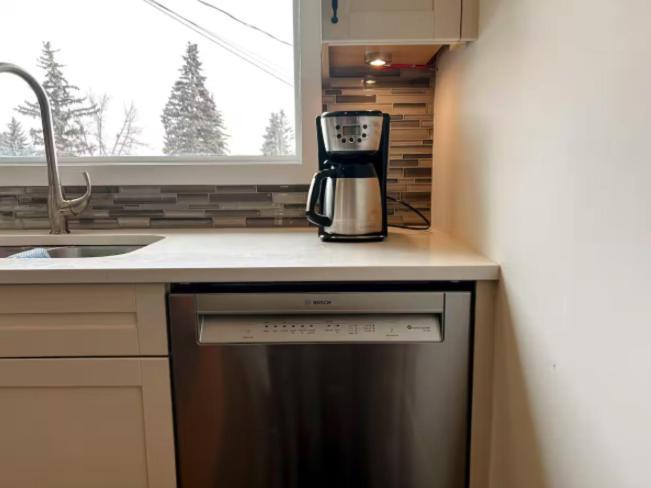Holiday home Modern 3br Near Airport & Dt *